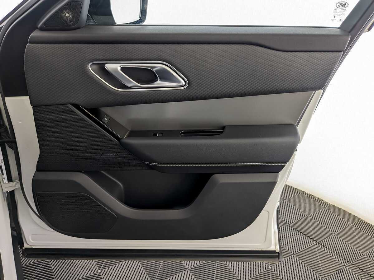 Land Rover Range Rover Velar с пробегом — 2020 год. Фото: #19