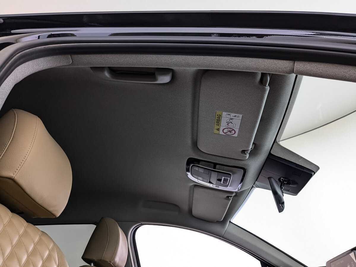 Hyundai Santa Fe с пробегом — 2023 год. Фото: #18