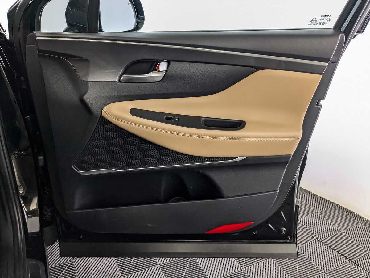 Hyundai Santa Fe с пробегом — 2023 год. Фото: #20