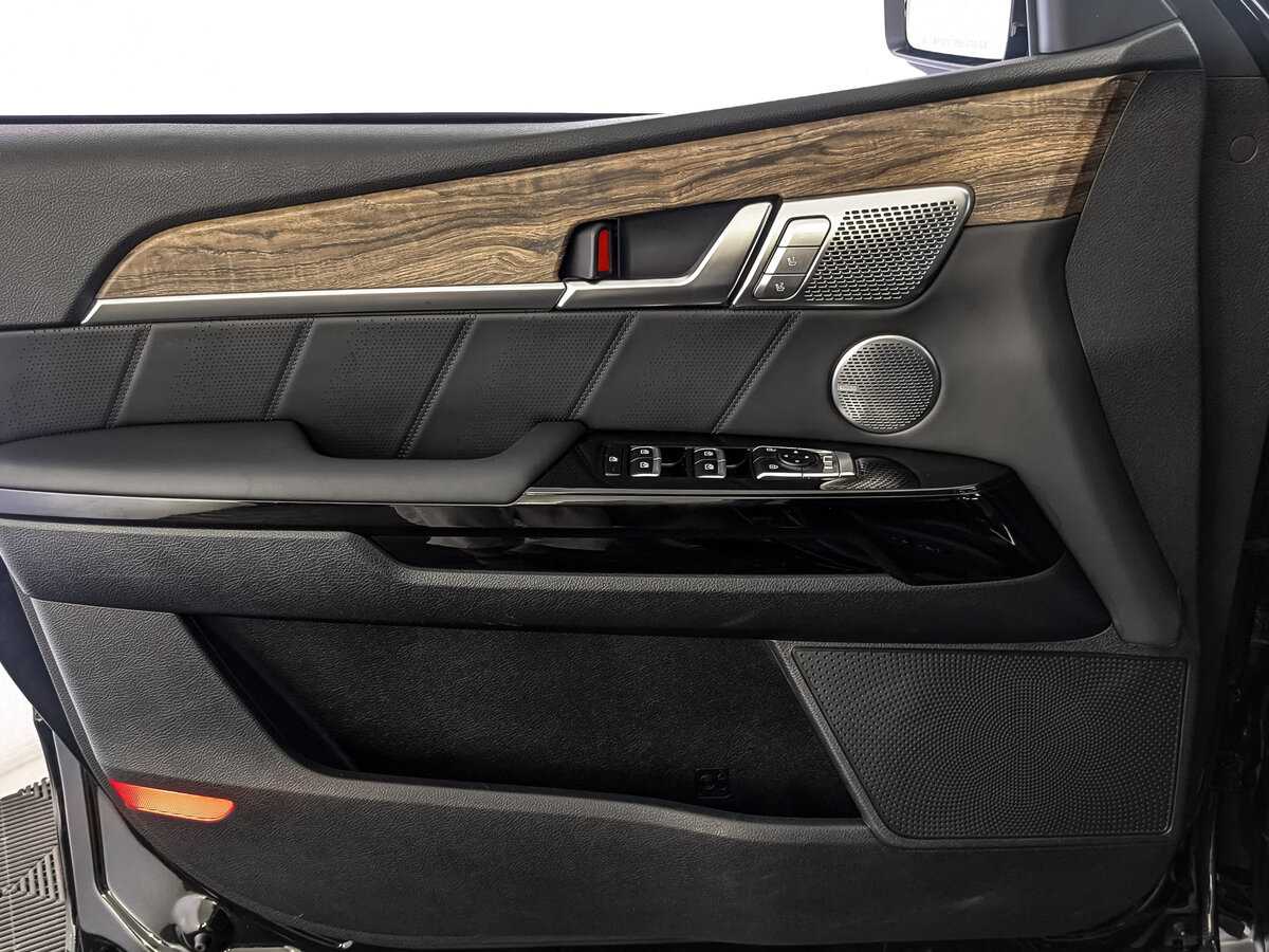 Kia Mohave с пробегом — 2021 год. Фото: #13