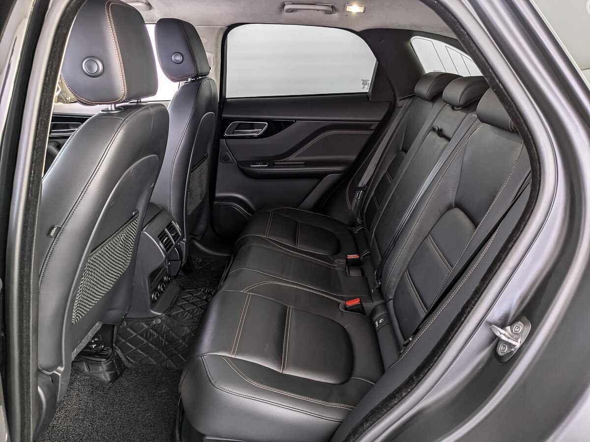 Jaguar F-Pace с пробегом — 2018 год. Фото: #9