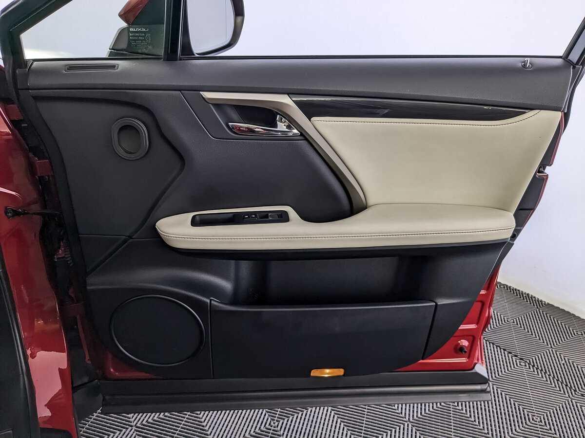 Lexus RX с пробегом — 2020 год. Фото: #20