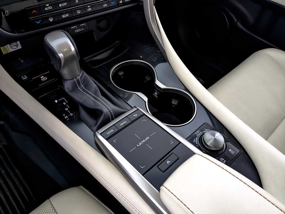 Lexus RX с пробегом — 2020 год. Фото: #23