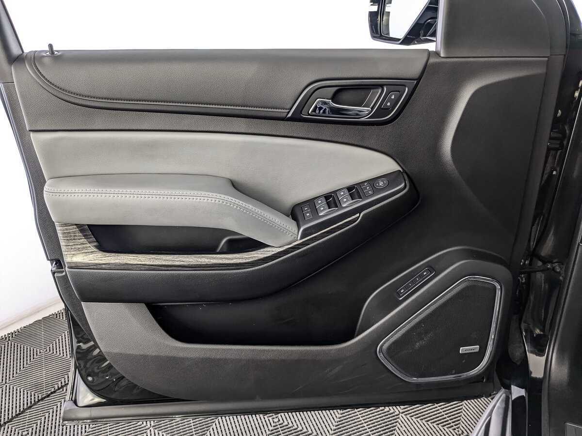 Chevrolet Tahoe с пробегом — 2019 год. Фото: #14