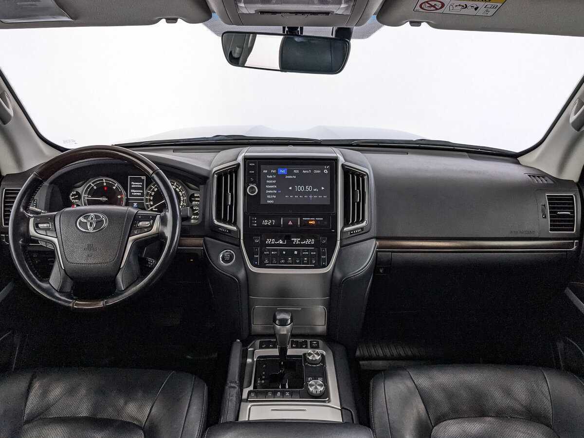 Toyota Land Cruiser с пробегом — 2018 год. Фото: #9