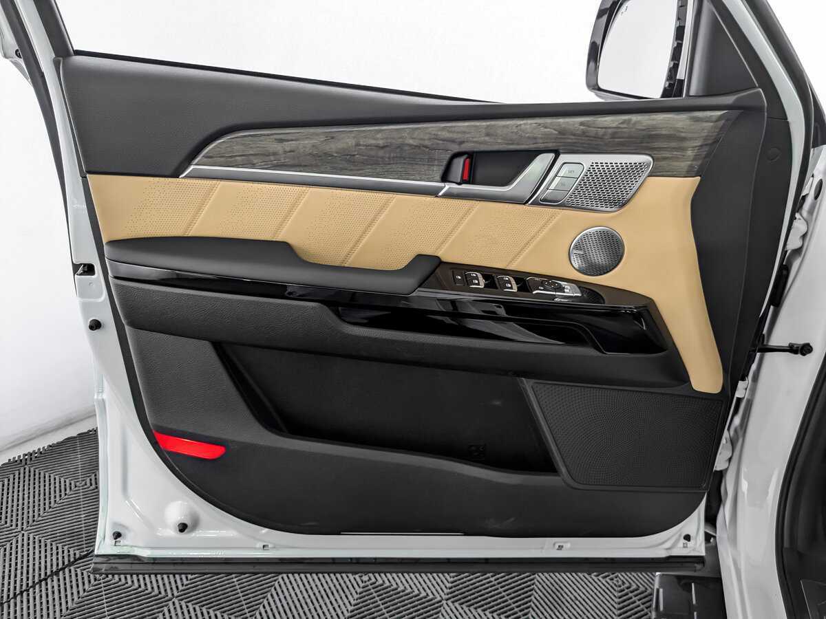 Kia Mohave с пробегом — 2021 год. Фото: #13