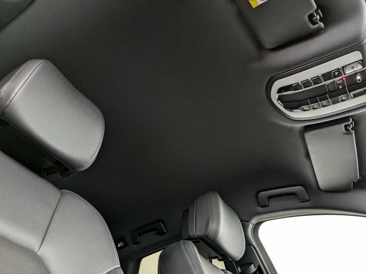 Porsche Macan с пробегом — 2021 год. Фото: #18