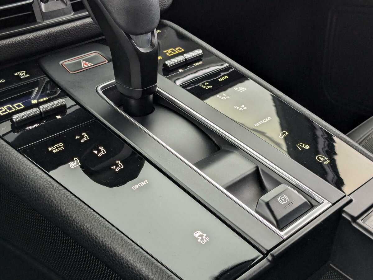 Porsche Macan с пробегом — 2021 год. Фото: #22