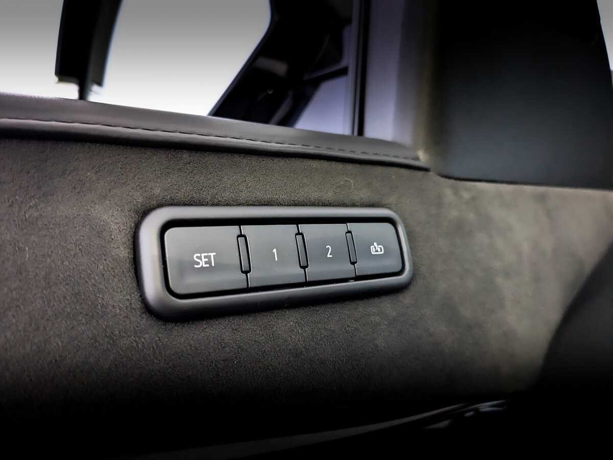 Cadillac Escalade с пробегом — 2020 год. Фото: #17