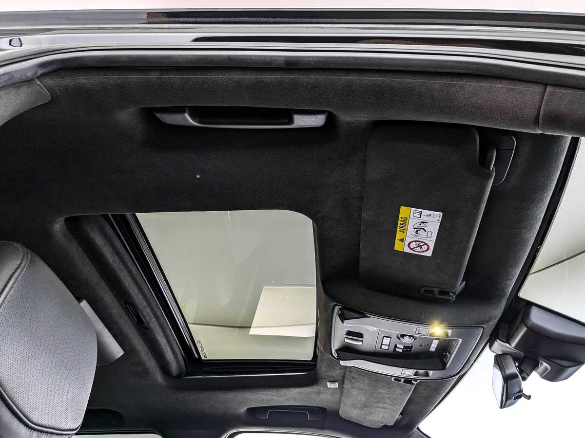 Cadillac Escalade с пробегом — 2020 год. Фото: #19