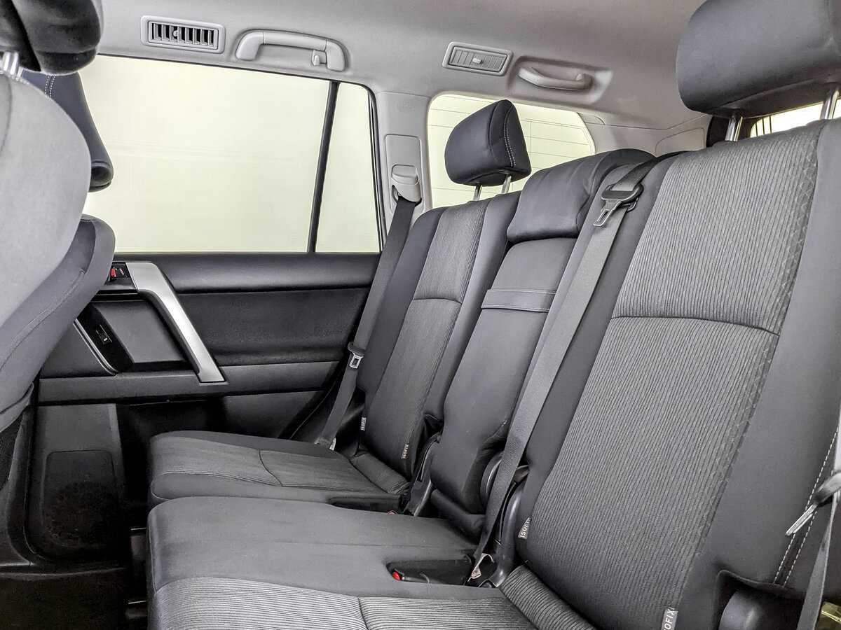 Toyota Land Cruiser Prado с пробегом — 2019 год. Фото: #9