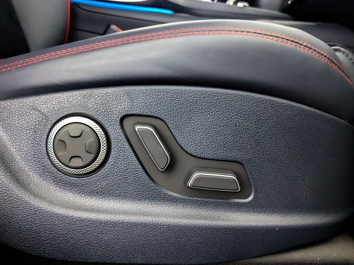 Genesis GV70 с пробегом — 2022 год. Фото: #18