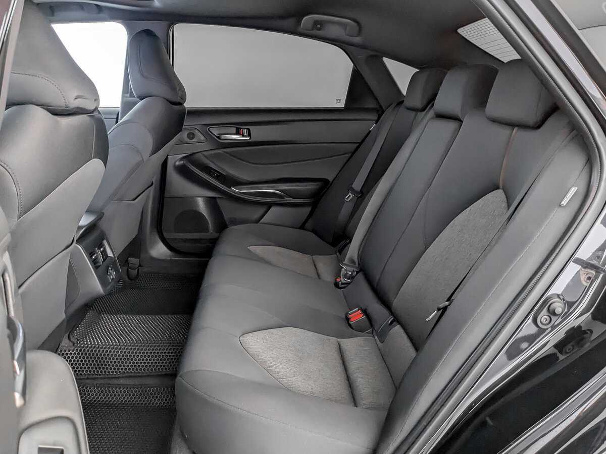 Toyota Avalon с пробегом — 2022 год. Фото: #9
