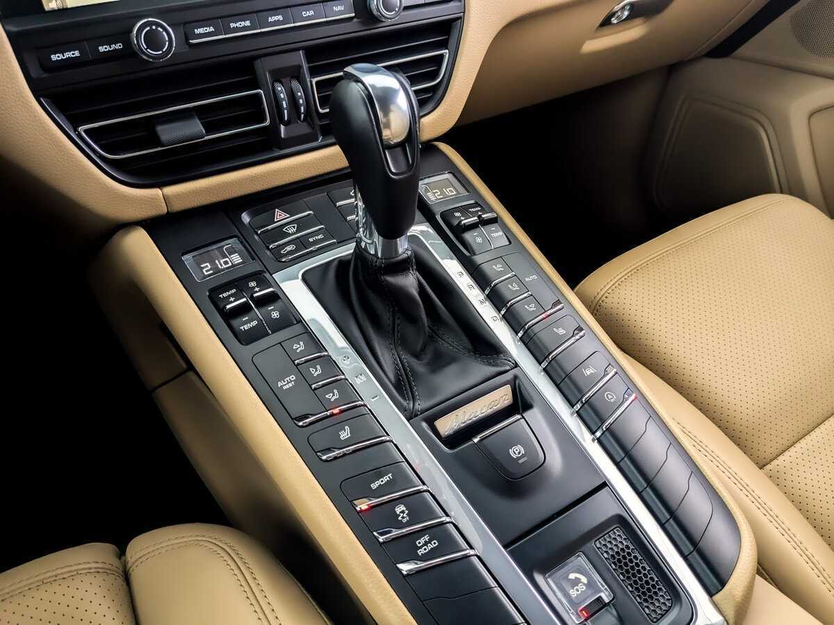 Porsche Macan с пробегом — 2019 год. Фото: #23