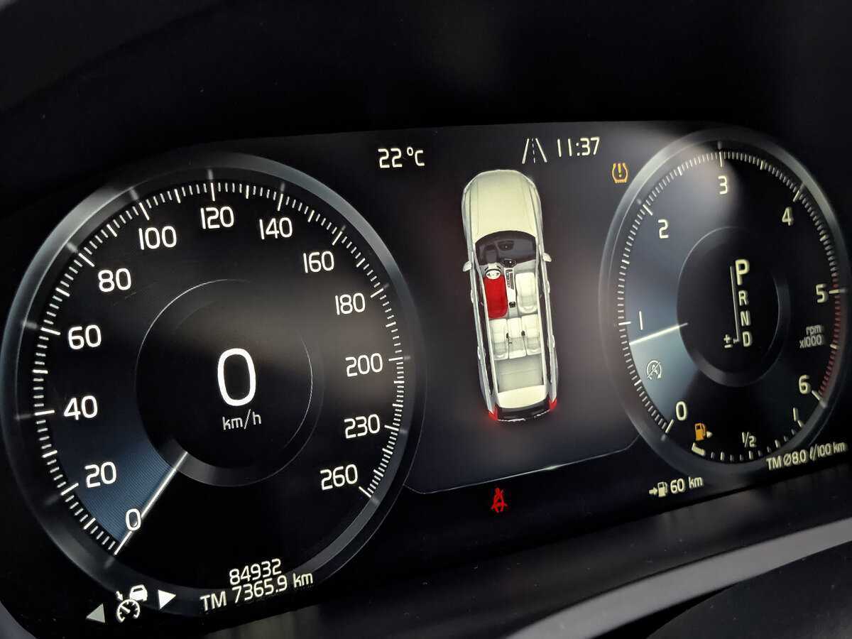 Volvo XC90 с пробегом — 2018 год. Фото: #11