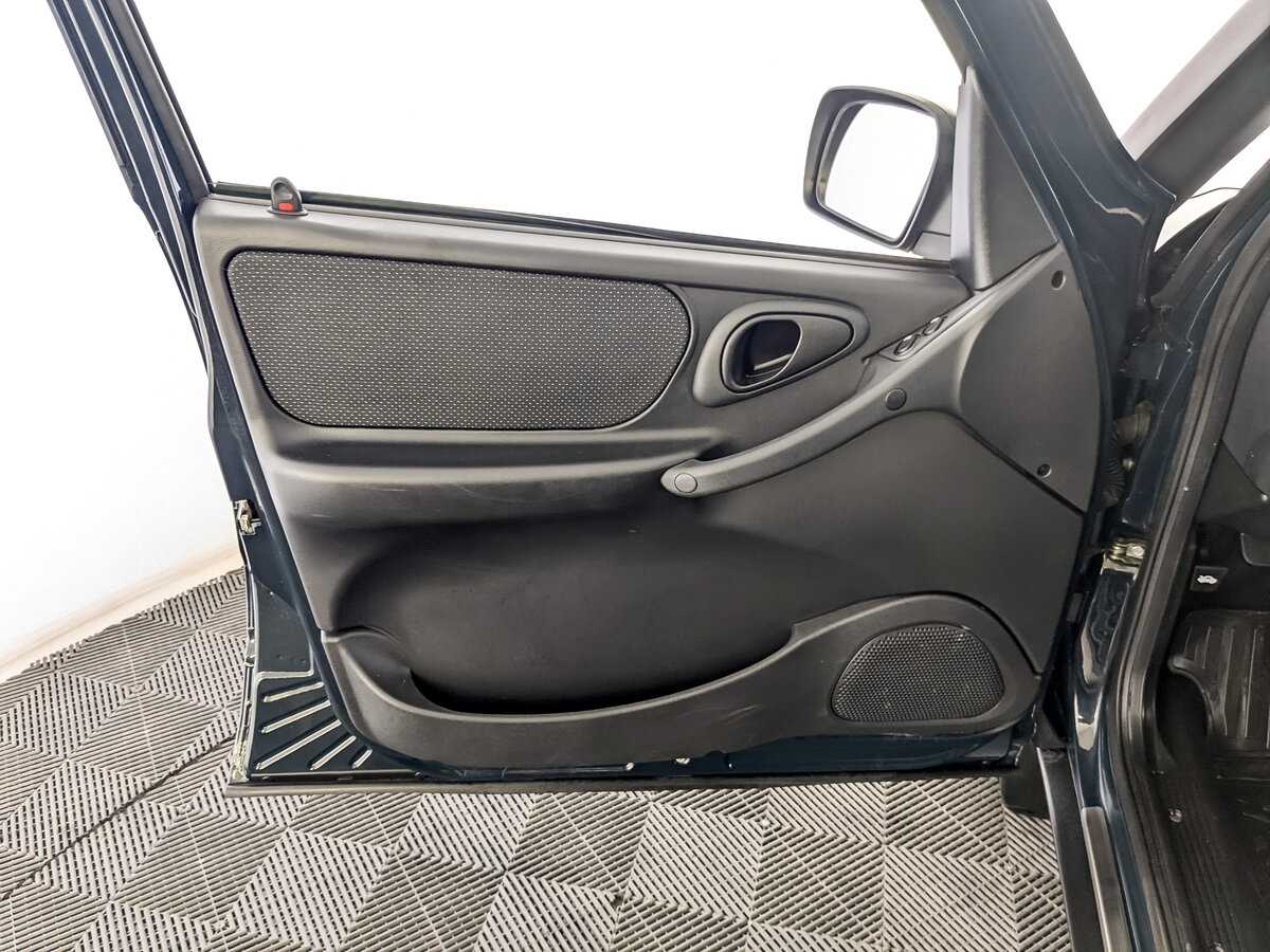 Lada (ВАЗ) Niva с пробегом — 2023 год. Фото: #13