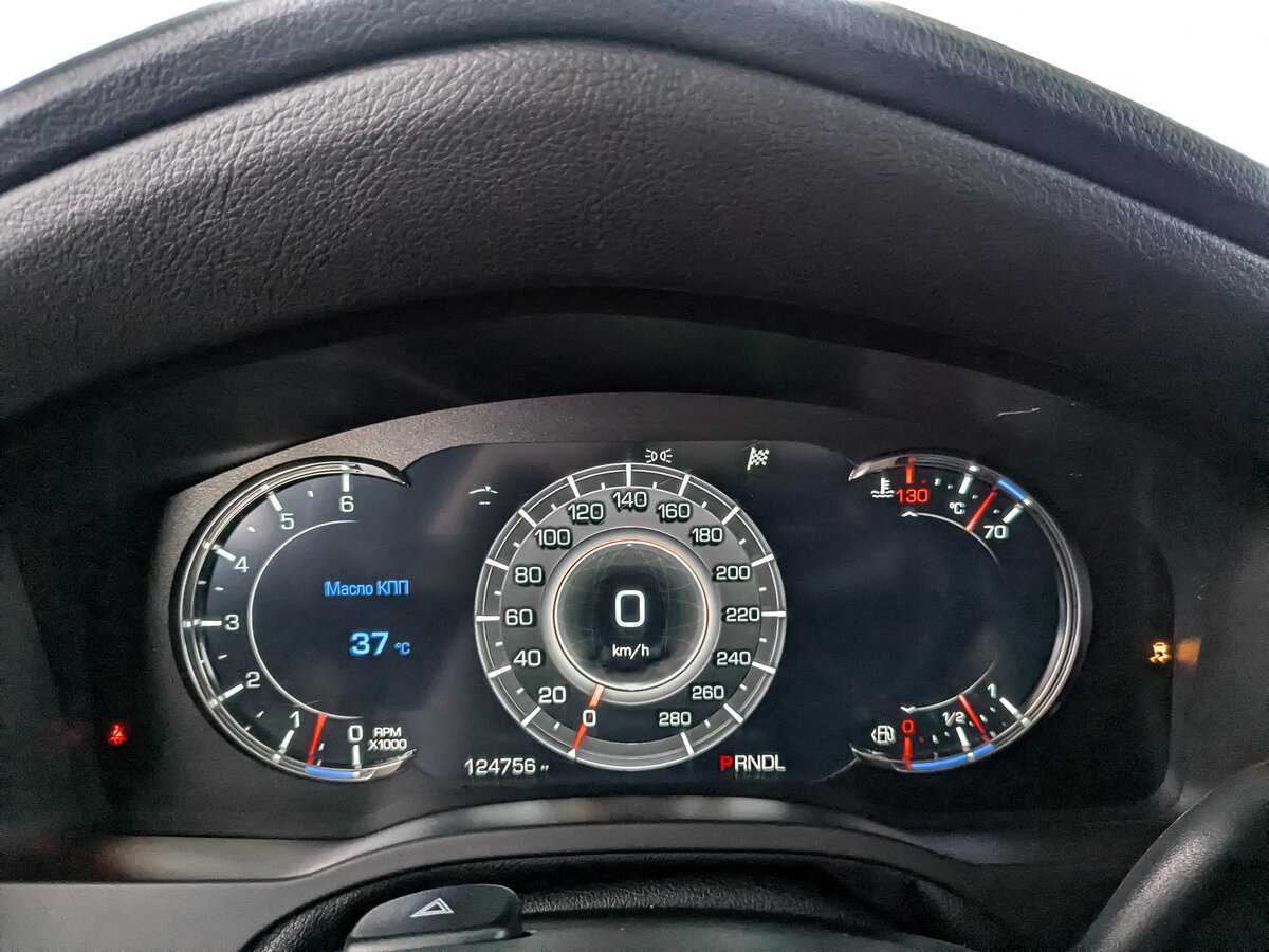 Cadillac Escalade с пробегом — 2018 год. Фото: #11