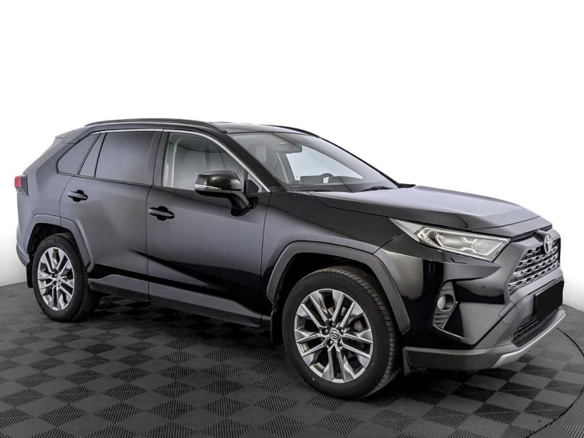 Toyota RAV4 с пробегом — 2021 год. Фото: #2
