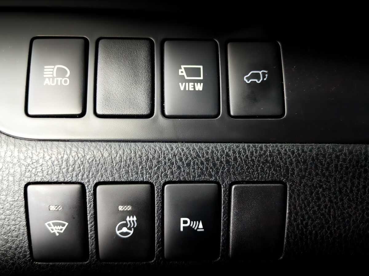 Toyota Highlander с пробегом — 2018 год. Фото: #25