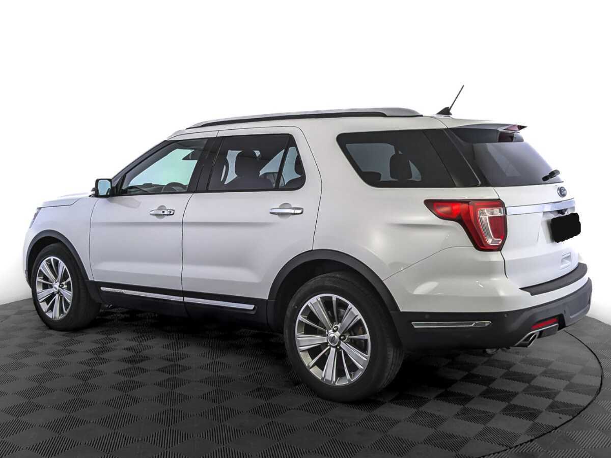 Ford Explorer с пробегом — 2019 год. Фото: #6