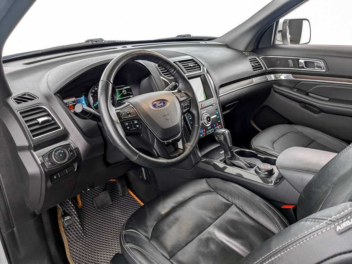 Ford Explorer с пробегом — 2019 год. Фото: #13