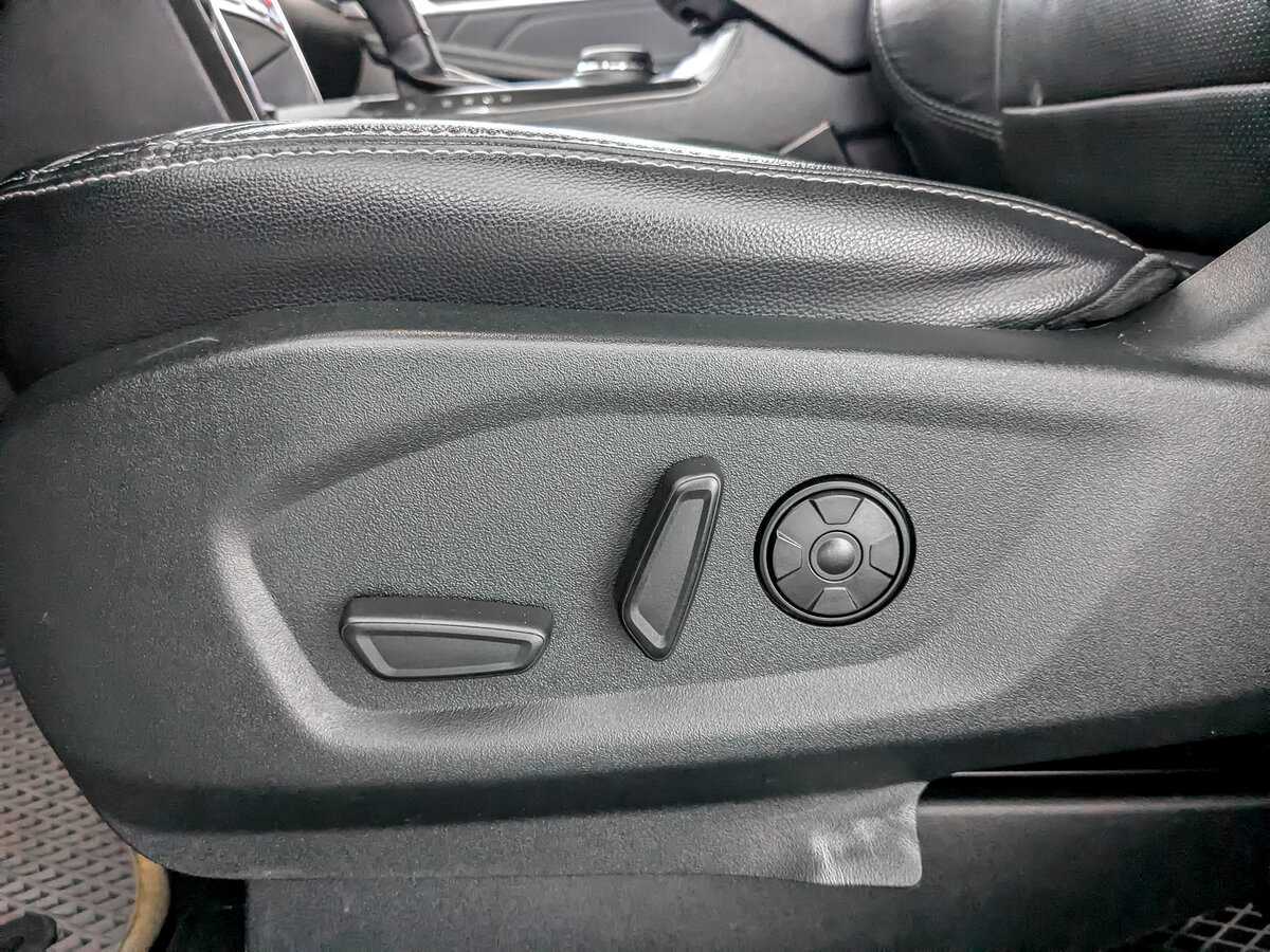 Ford Explorer с пробегом — 2019 год. Фото: #16