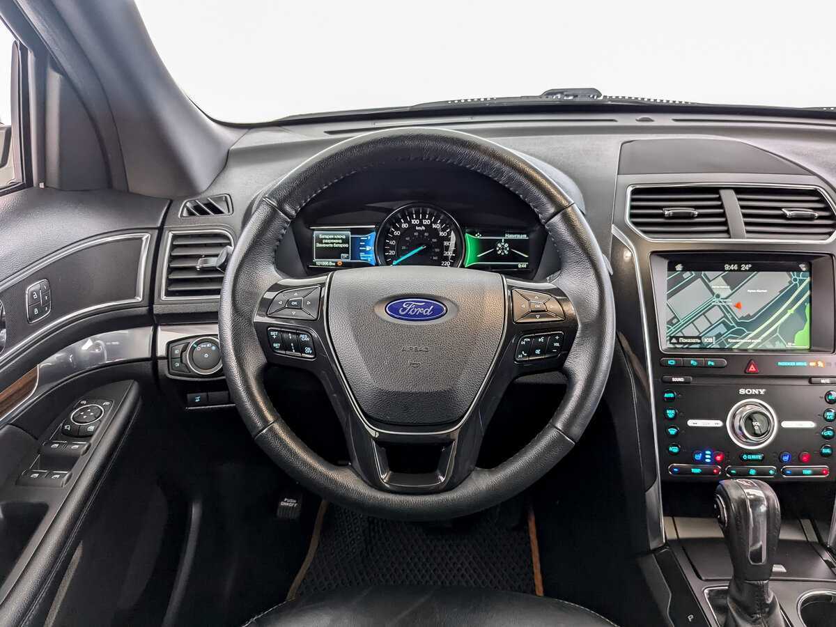 Ford Explorer с пробегом — 2019 год. Фото: #17