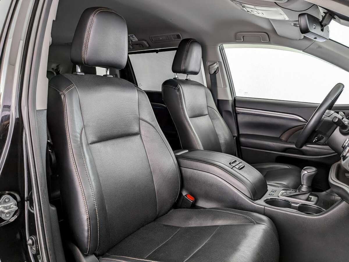 Toyota Highlander с пробегом — 2019 год. Фото: #19