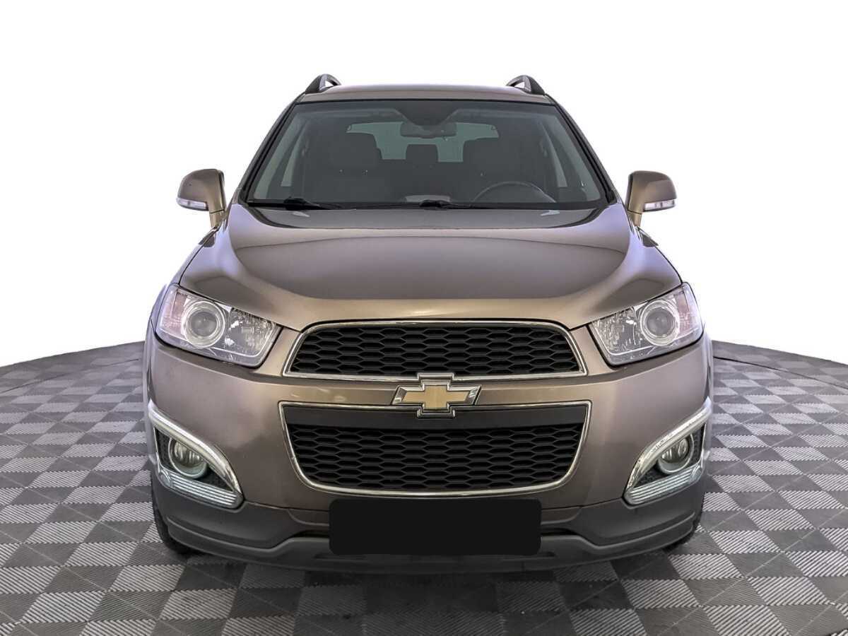 Chevrolet Captiva с пробегом — 2015 год. Фото: #1