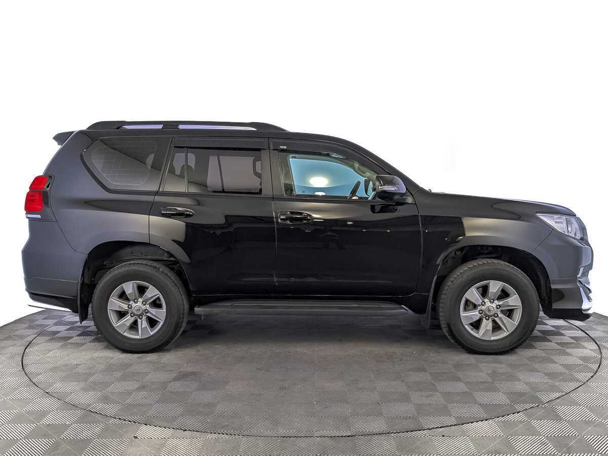 Toyota Land Cruiser Prado с пробегом — 2020 год. Фото: #3