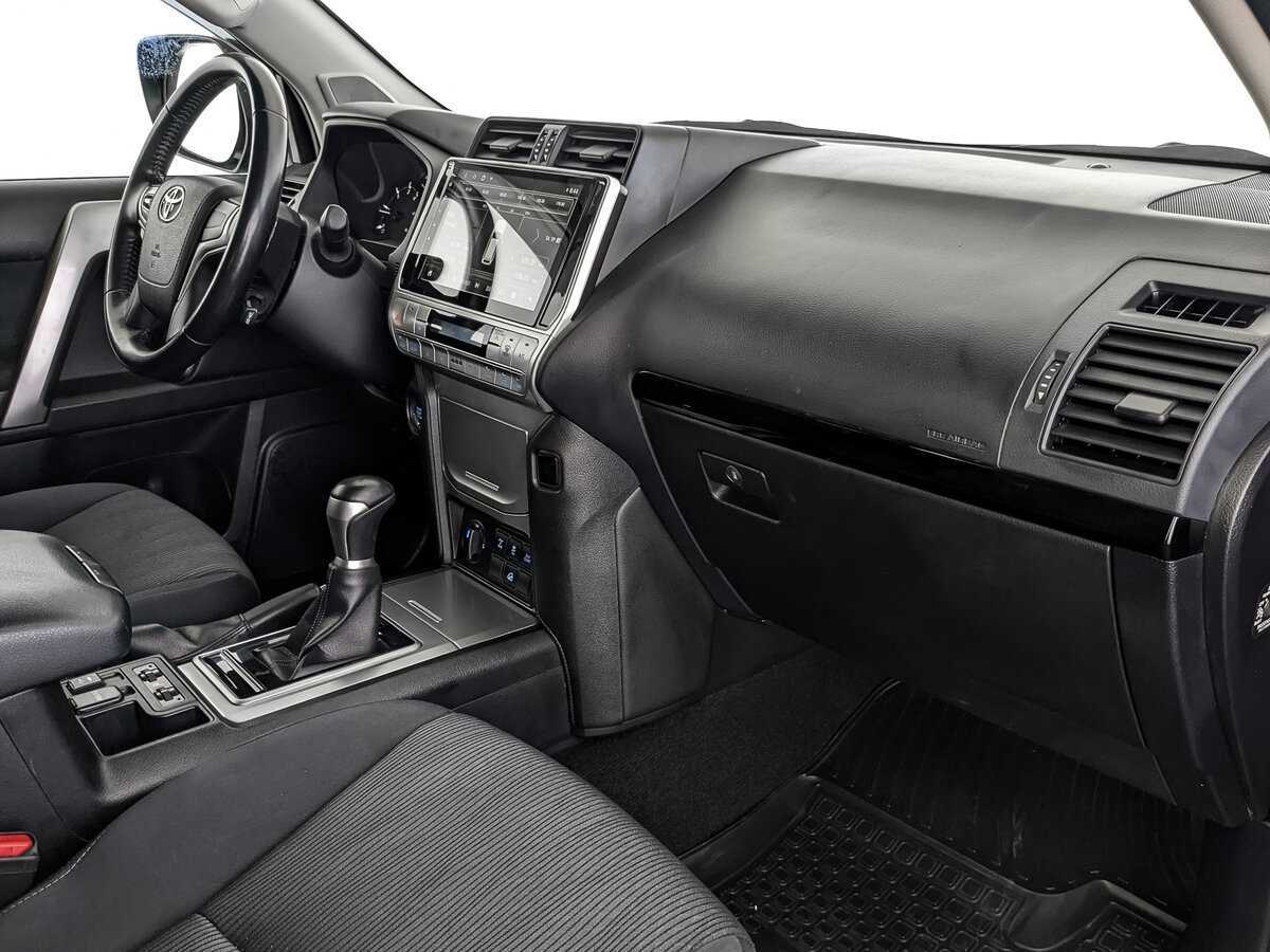 Toyota Land Cruiser Prado с пробегом — 2020 год. Фото: #8