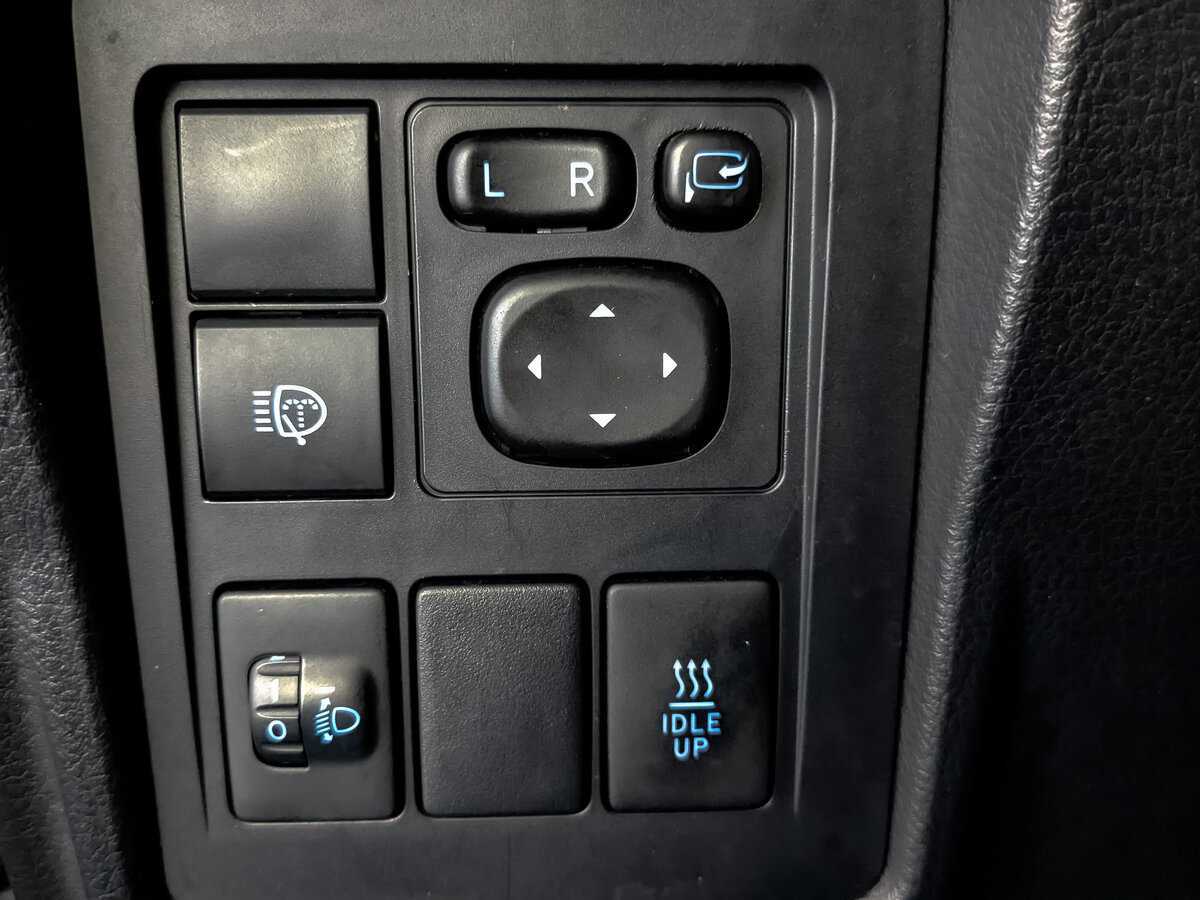 Toyota Land Cruiser Prado с пробегом — 2020 год. Фото: #20