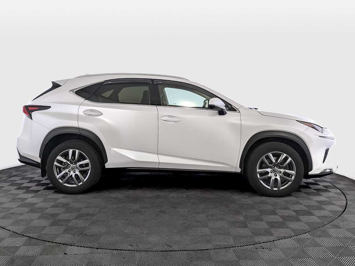 Lexus NX с пробегом — 2019 год. Фото: #3