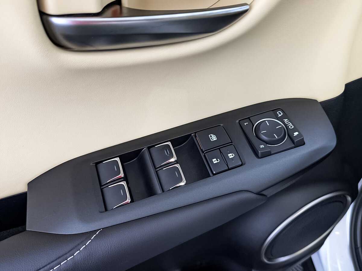 Lexus NX с пробегом — 2019 год. Фото: #19