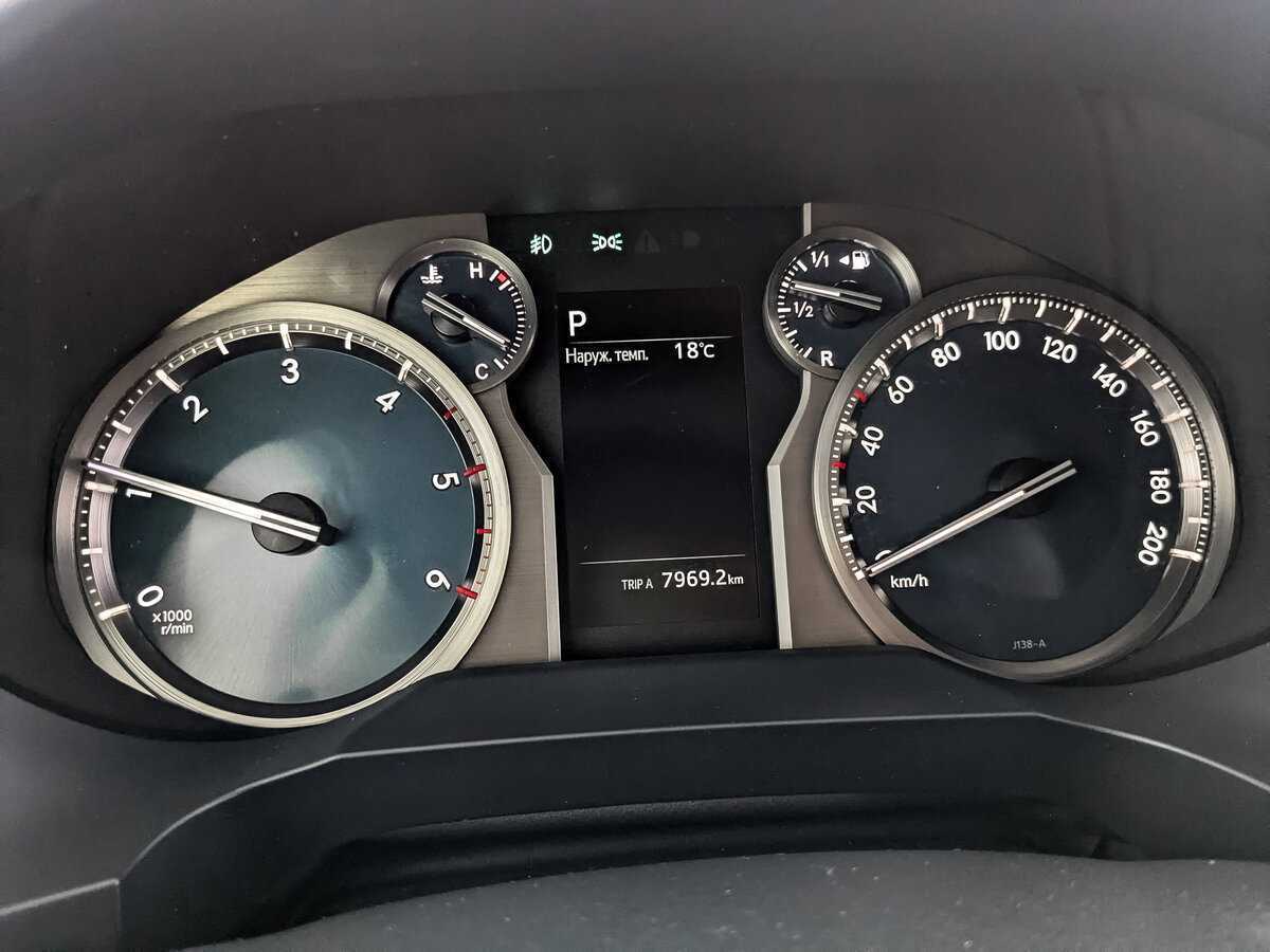 Toyota Land Cruiser Prado с пробегом — 2021 год. Фото: #11