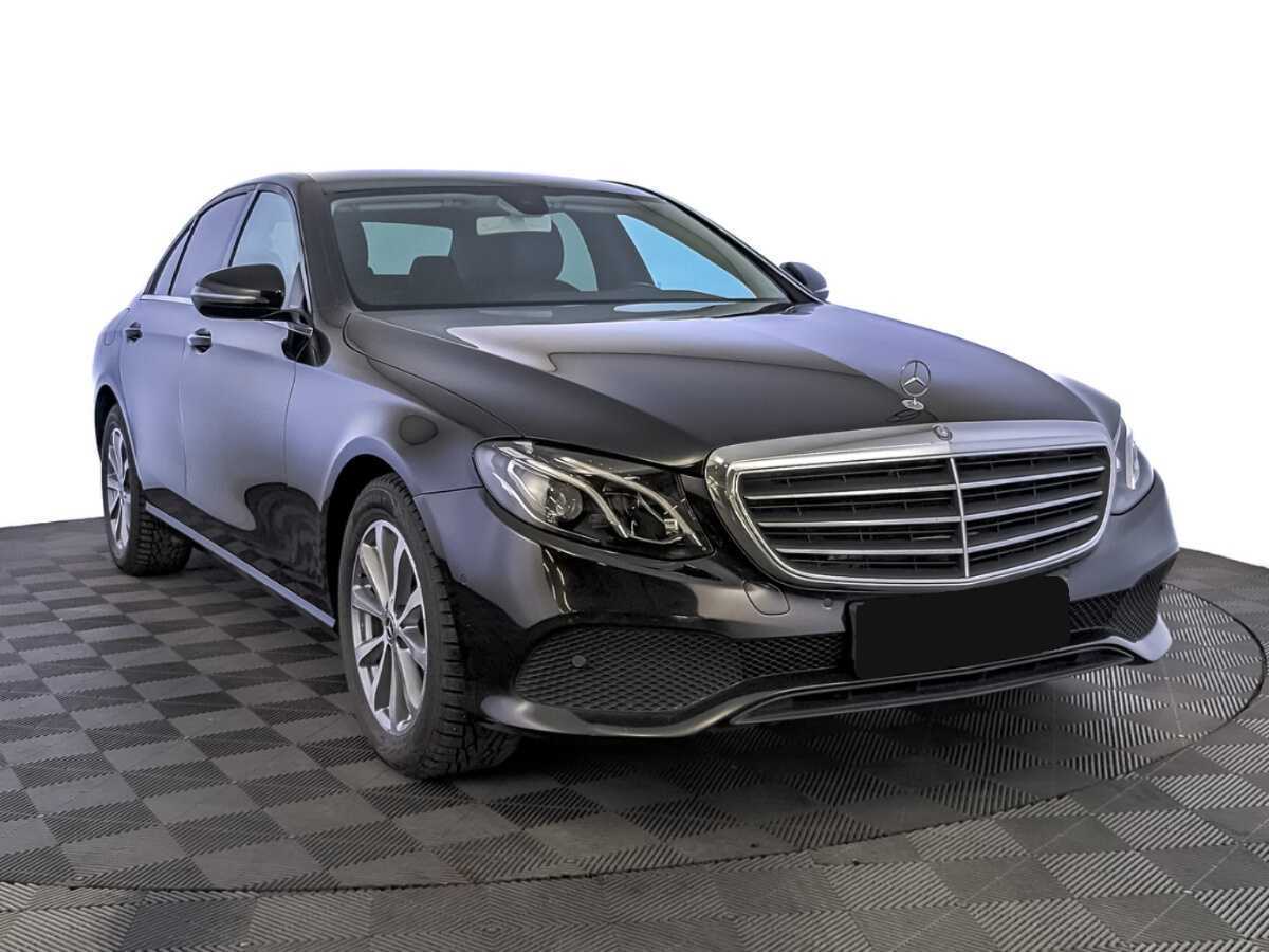 Mercedes-Benz E-Класс с пробегом — 2019 год. Фото: #2