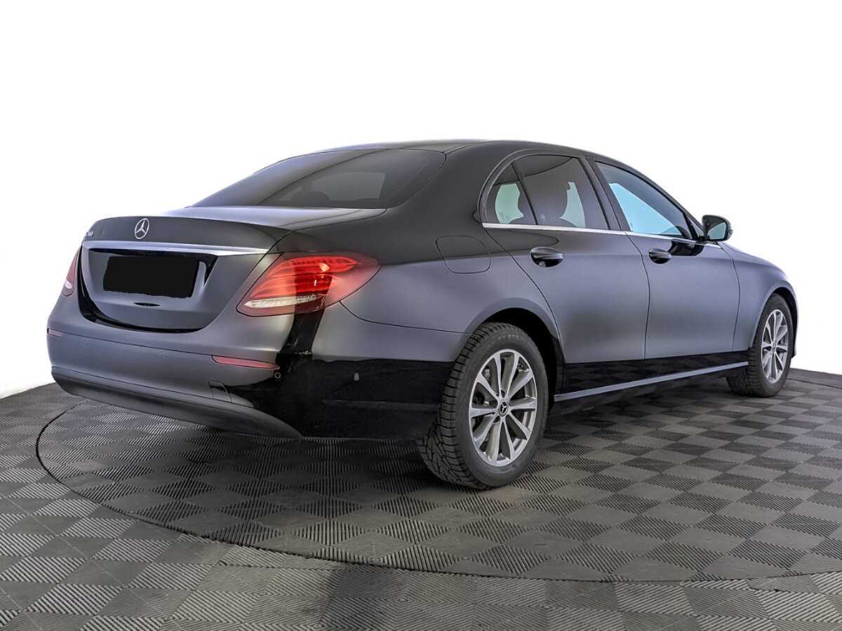 Mercedes-Benz E-Класс с пробегом — 2019 год. Фото: #4