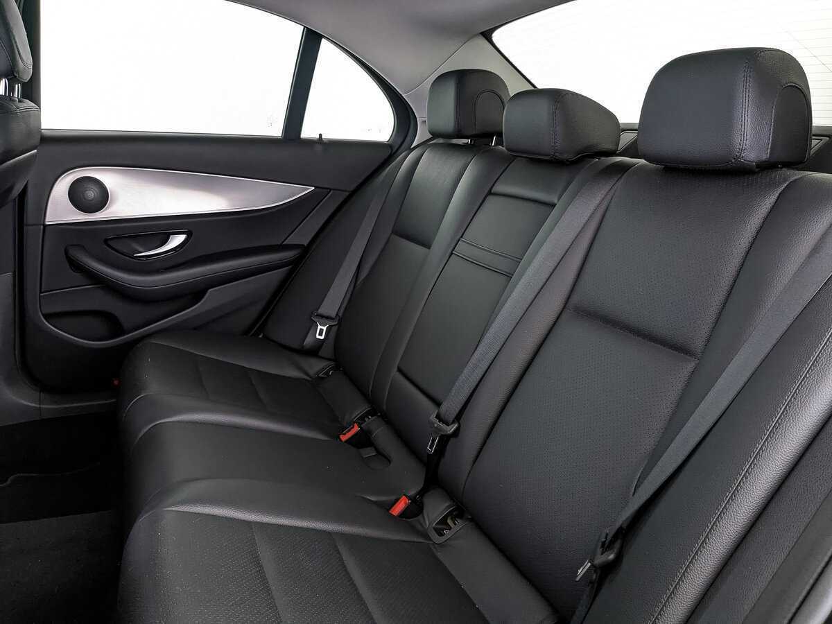 Mercedes-Benz E-Класс с пробегом — 2019 год. Фото: #13