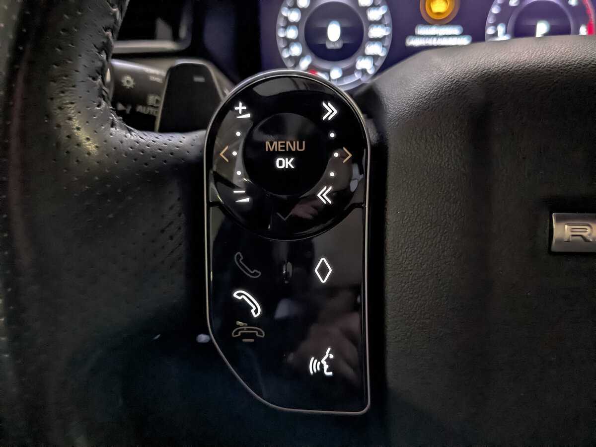 Land Rover Range Rover Velar с пробегом — 2018 год. Фото: #22