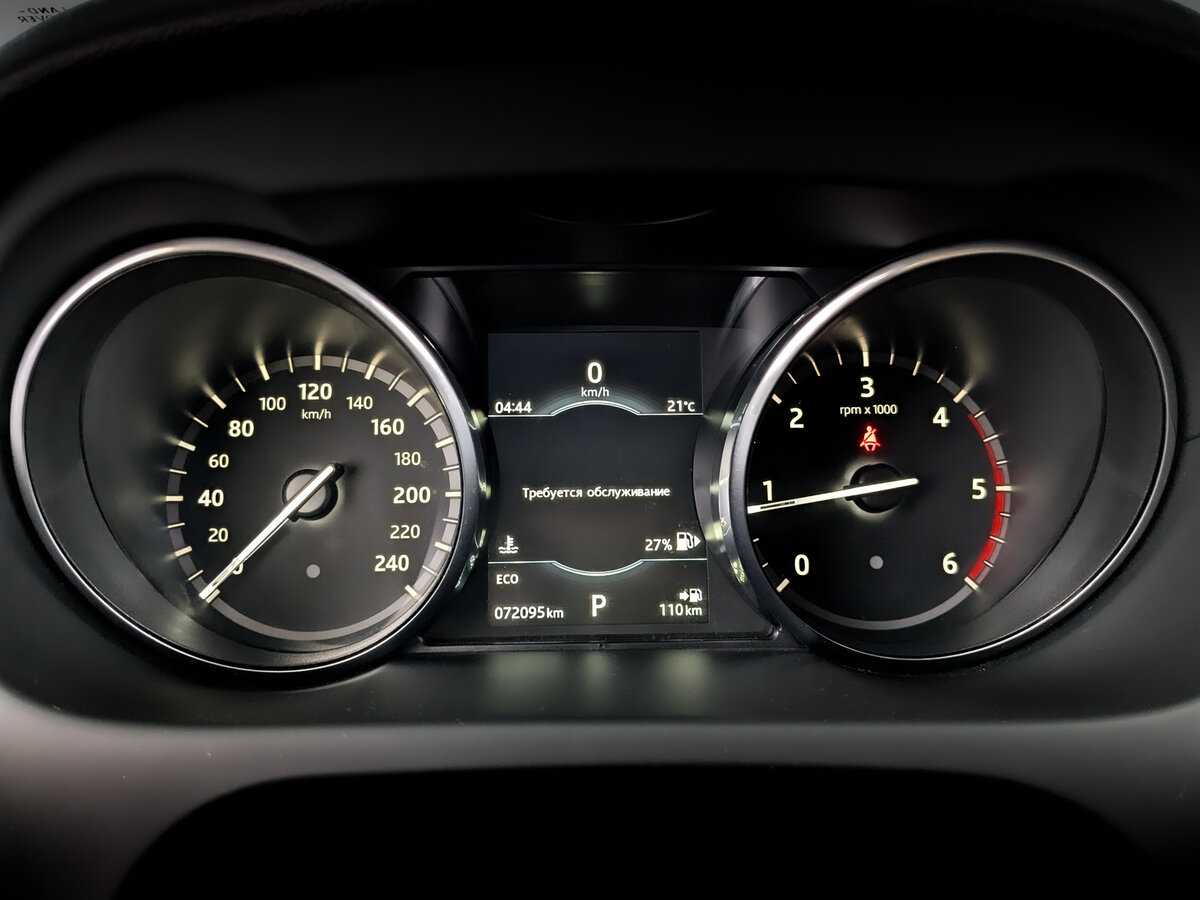 Land Rover Discovery Sport с пробегом — 2017 год. Фото: #10
