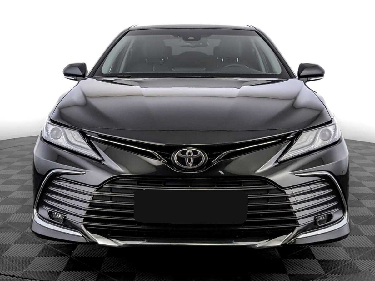 Toyota Camry с пробегом — 2023 год. Фото: #1