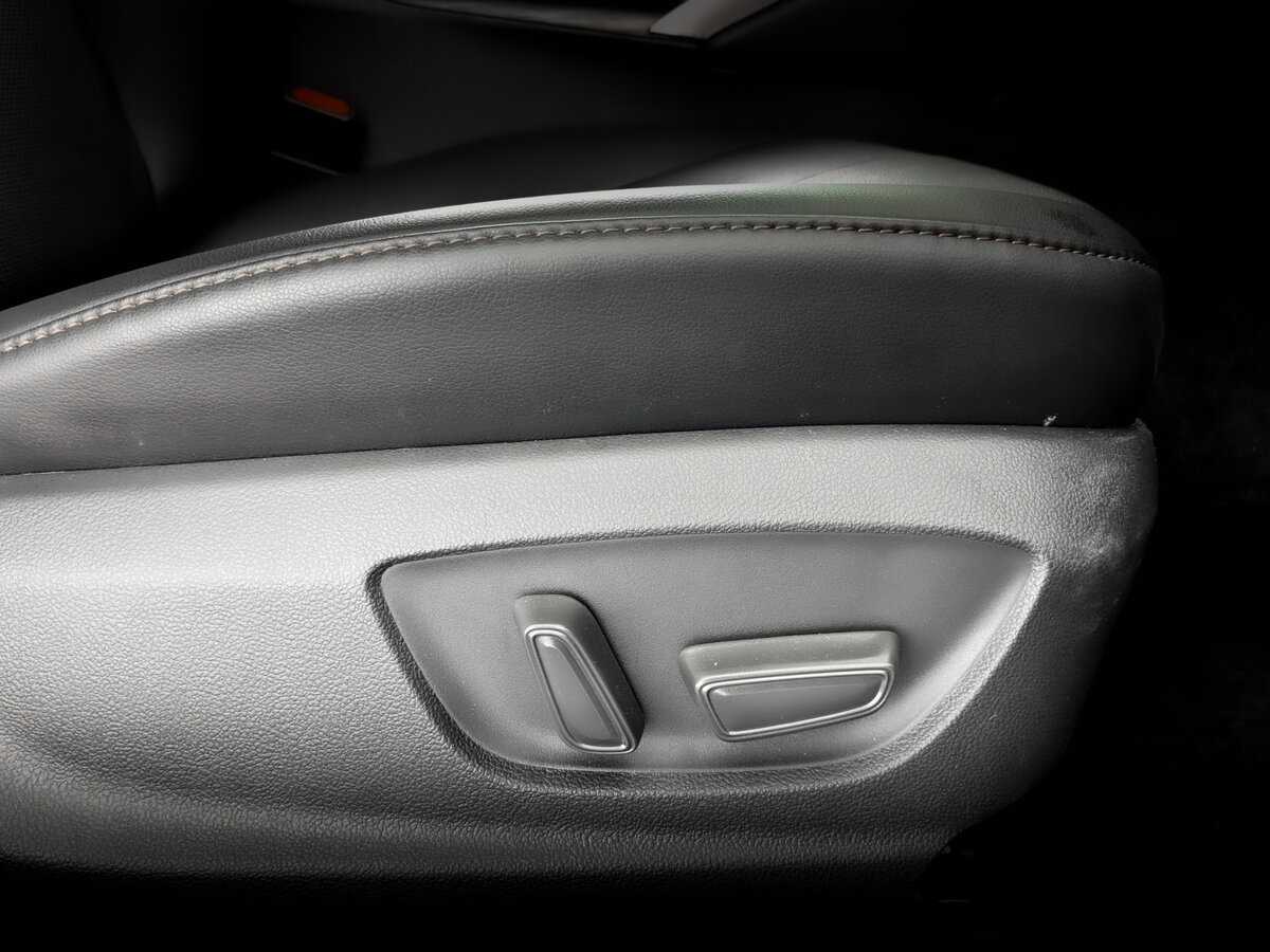 Toyota Camry с пробегом — 2023 год. Фото: #20