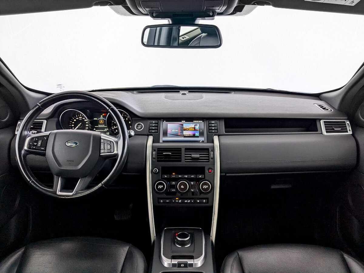 Land Rover Discovery Sport с пробегом — 2017 год. Фото: #11