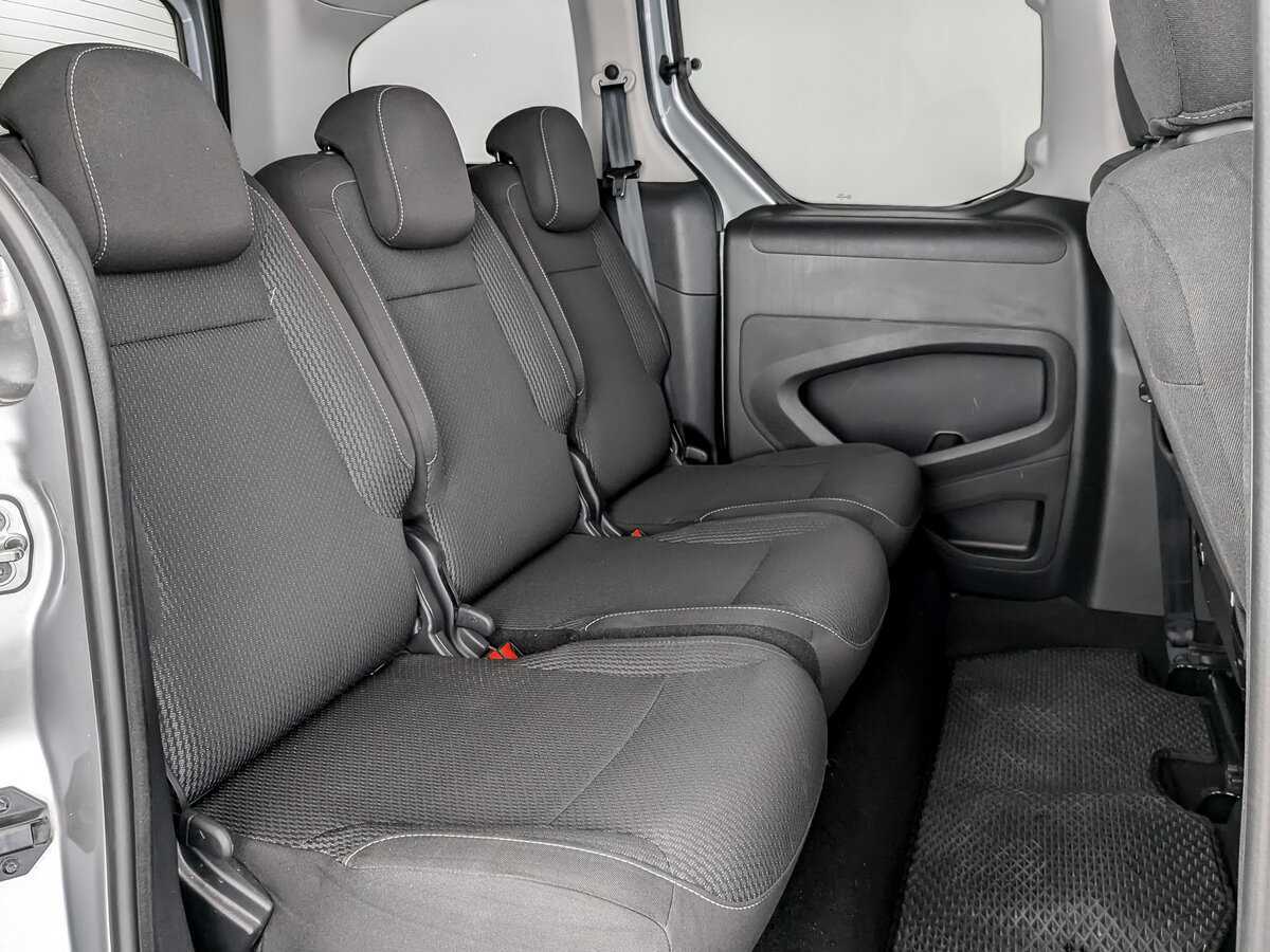 Peugeot Partner с пробегом — 2021 год. Фото: #9