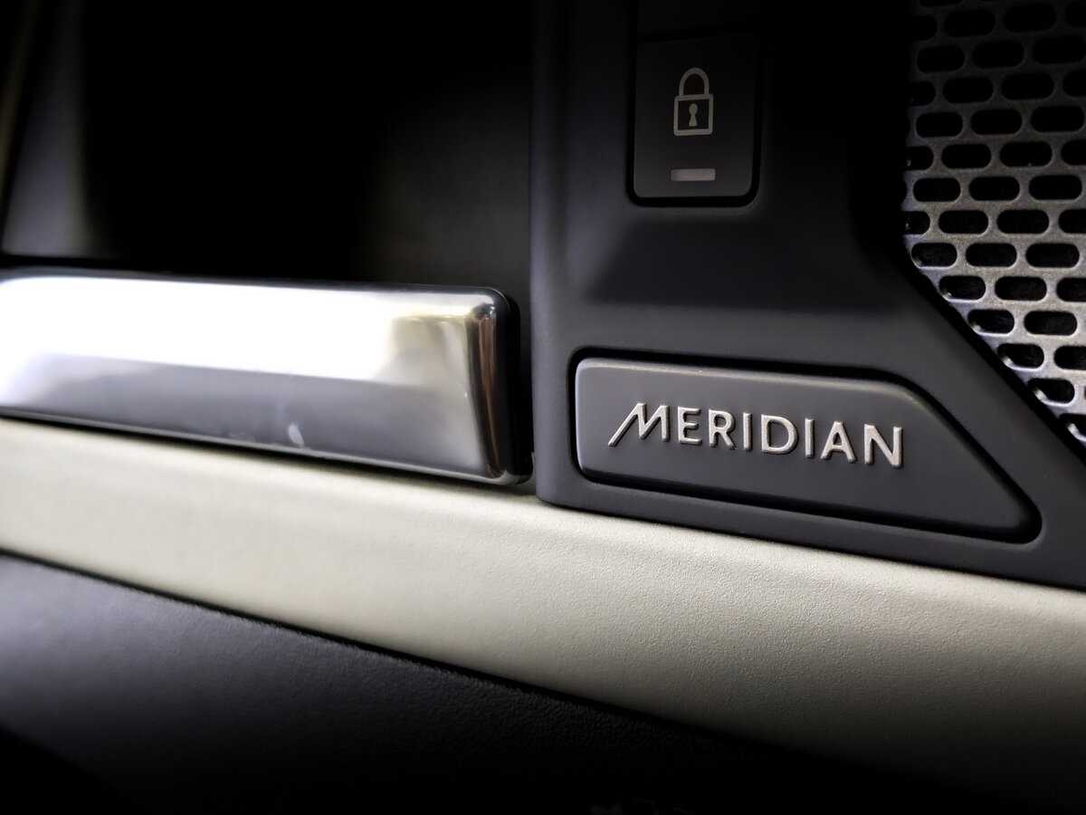 Land Rover Defender с пробегом — 2021 год. Фото: #21