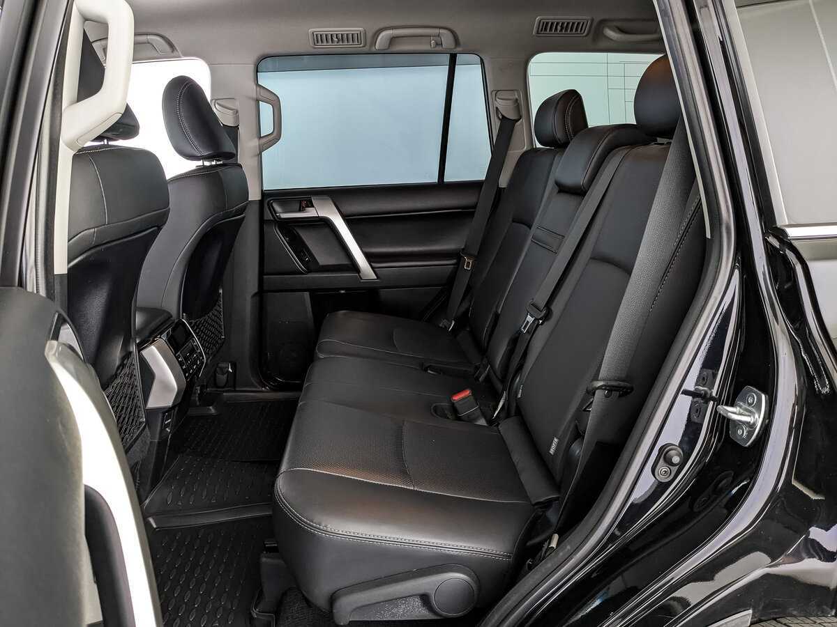 Toyota Land Cruiser Prado с пробегом — 2020 год. Фото: #13