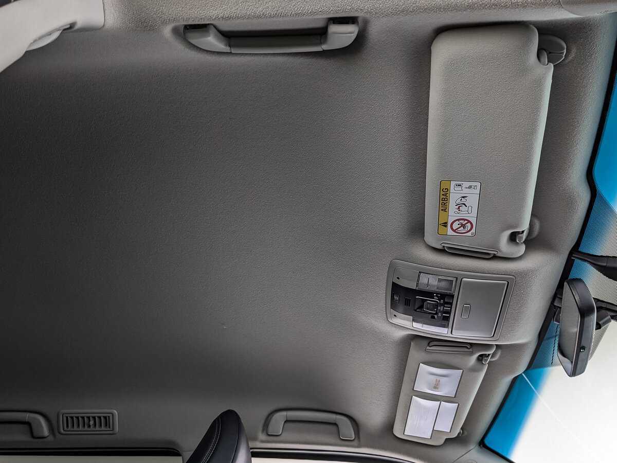 Toyota Land Cruiser Prado с пробегом — 2020 год. Фото: #16