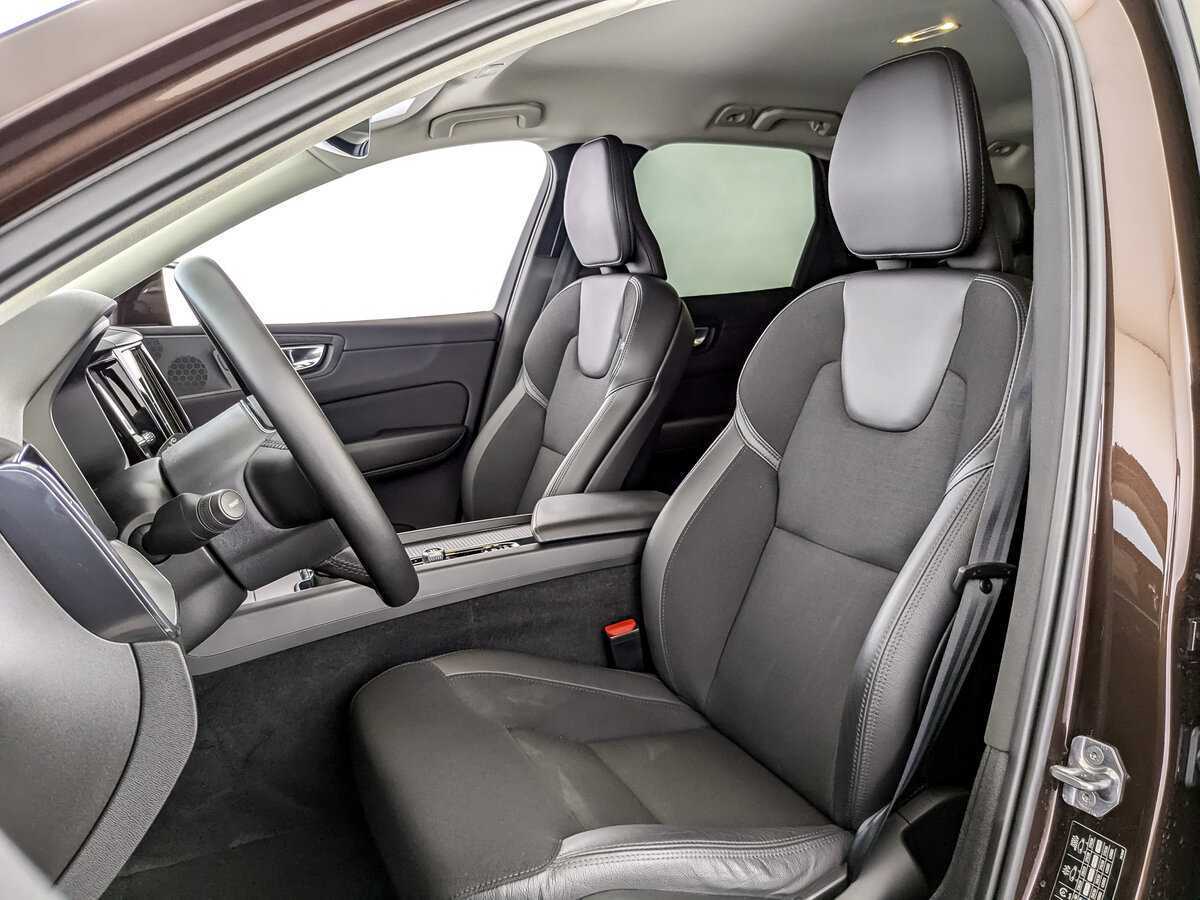 Volvo XC60 с пробегом — 2020 год. Фото: #15