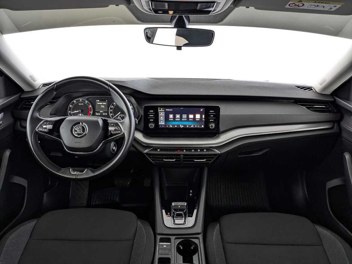 Skoda Octavia с пробегом — 2021 год. Фото: #9