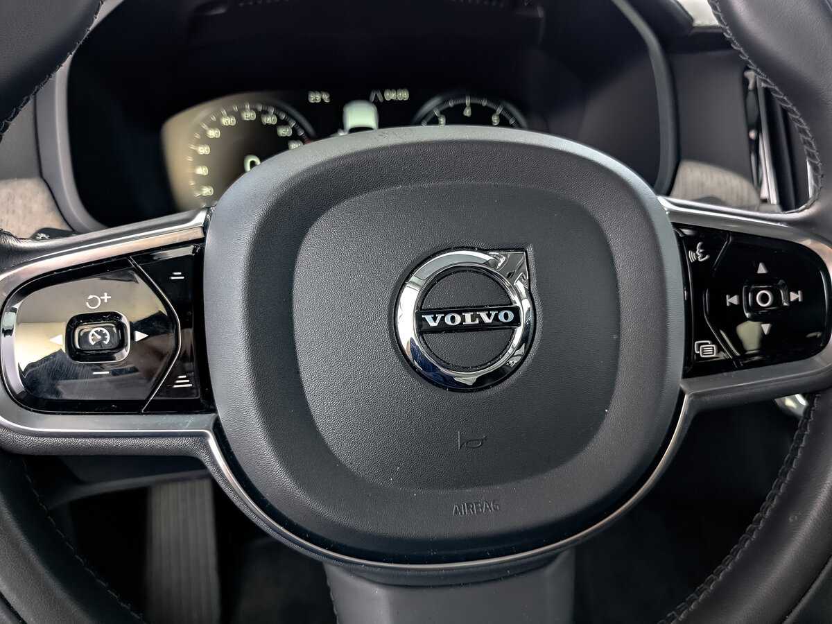 Volvo S90 с пробегом — 2021 год. Фото: #23